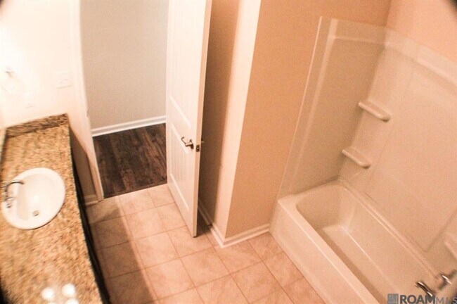 Building Photo - 17609 Eagles Perch Dr