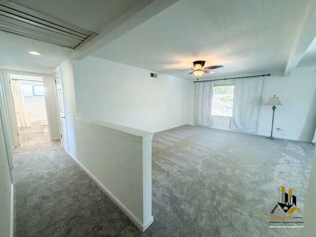 Foto del edificio - 5620 Greenacres Way
