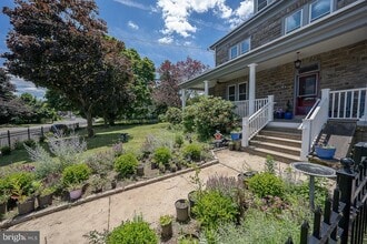 Building Photo - 7350 Ridge Ave