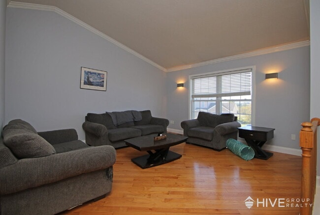 Building Photo - Single-Family Home in Thomas Harrison Midd...