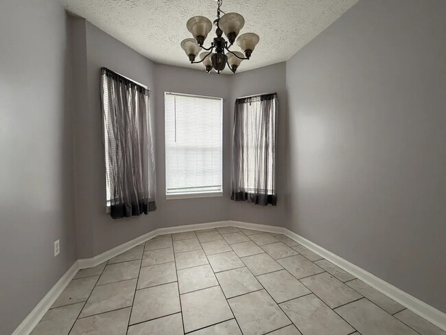 Building Photo - 125 Cumberland Ct