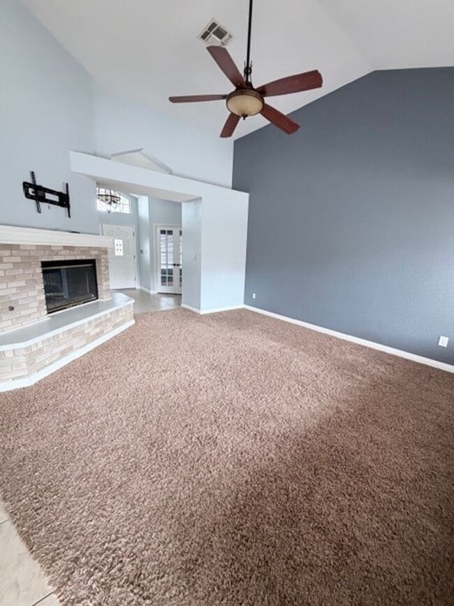 Foto del edificio - 9305 Brookstone Ct