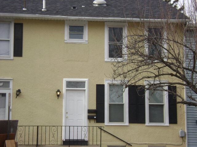 Primary Photo - 212 N Penn St