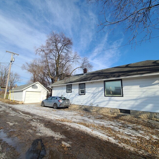 Foto del edificio - 317 Dunnwood Dr