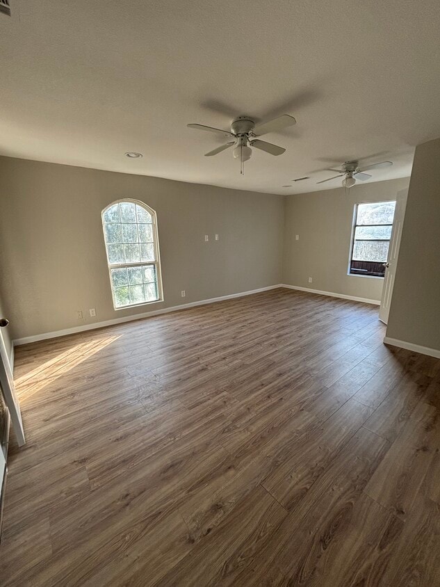 Foto principal - 1314 Dewberry St