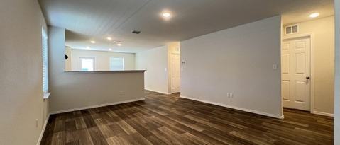 Building Photo - 7340 Littlefoot Ln