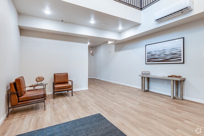 Lobby - The Acres on Arrowhead ll