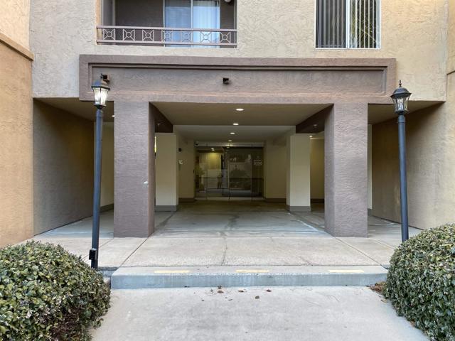 Primary Photo - 3550 Lebon Dr