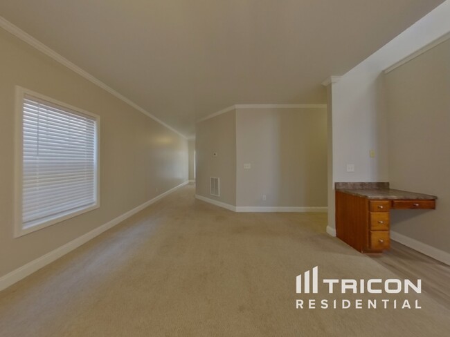 Foto del edificio - 2538 Oakleaf Ridge