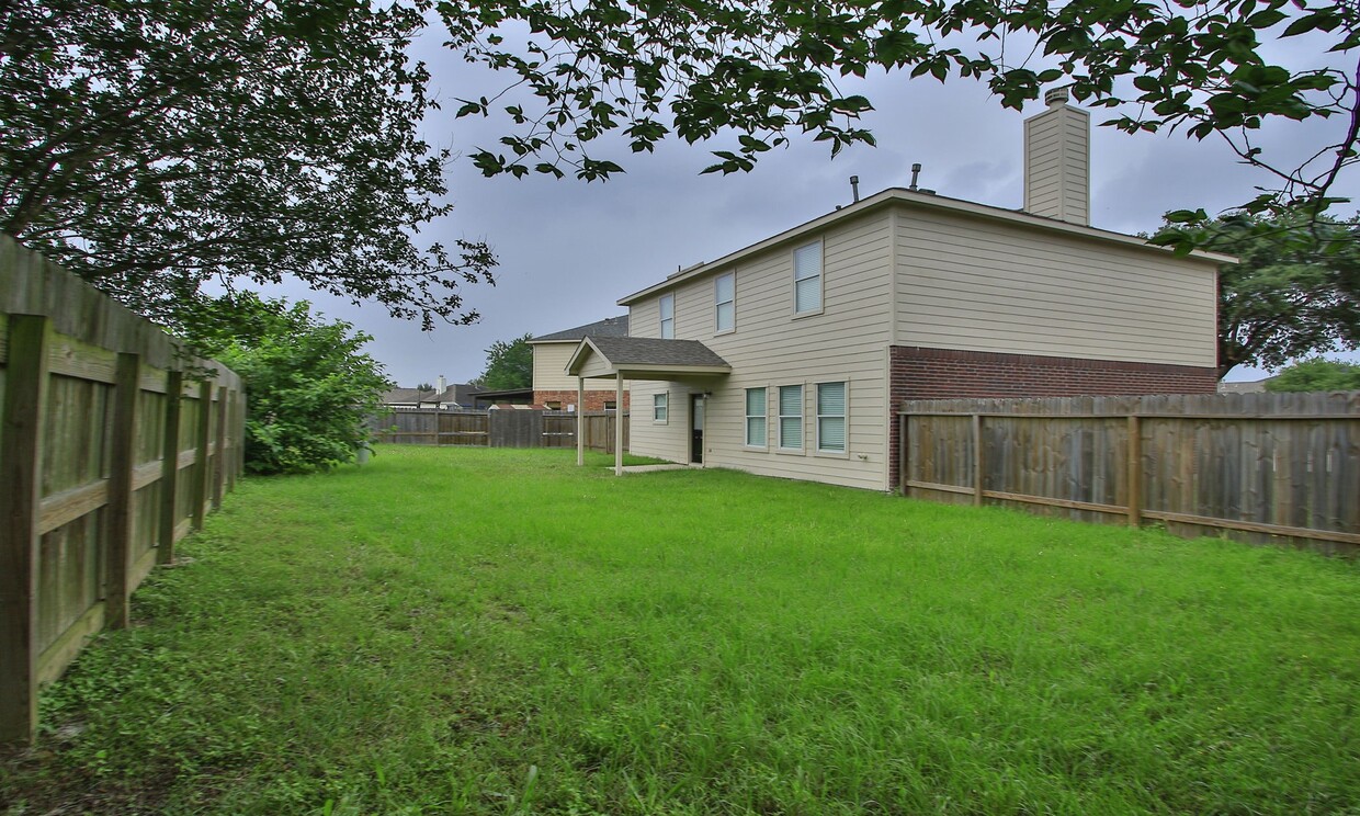Foto del edificio - 20102 Glacier Falls Dr