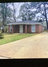 Building Photo - 111 Columbia St