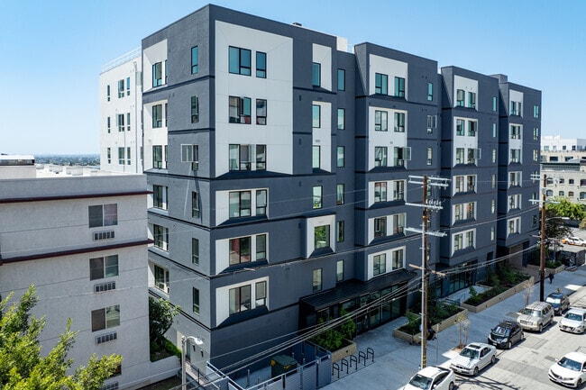 Alternative Photo - The Ingraham Apartments