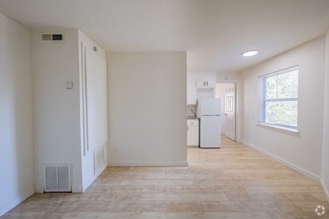 1 BR, 1BA - 600SF - Living and Dining Room - Ten15 at Hurd