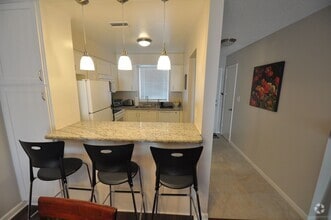 Building Photo - 1250 S Denning Dr