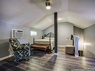 Foto del edificio - 353 Brahan Blvd