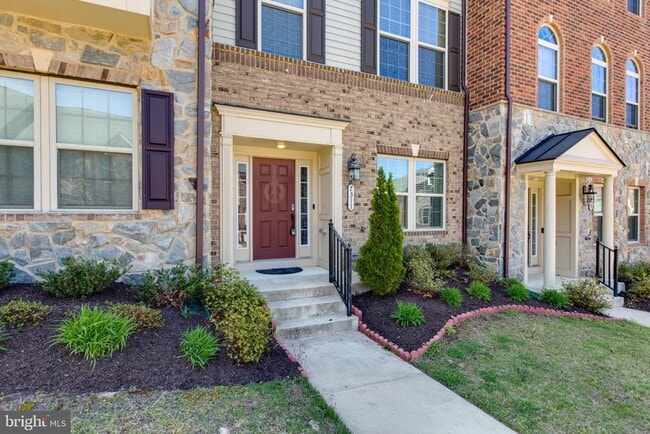 Foto del edificio - 7311 Taylor's Hill Ln