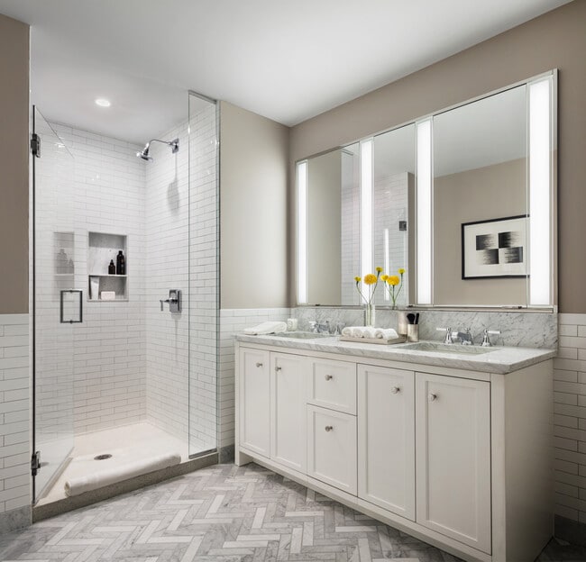 Interior Photo - One Bennett Park
