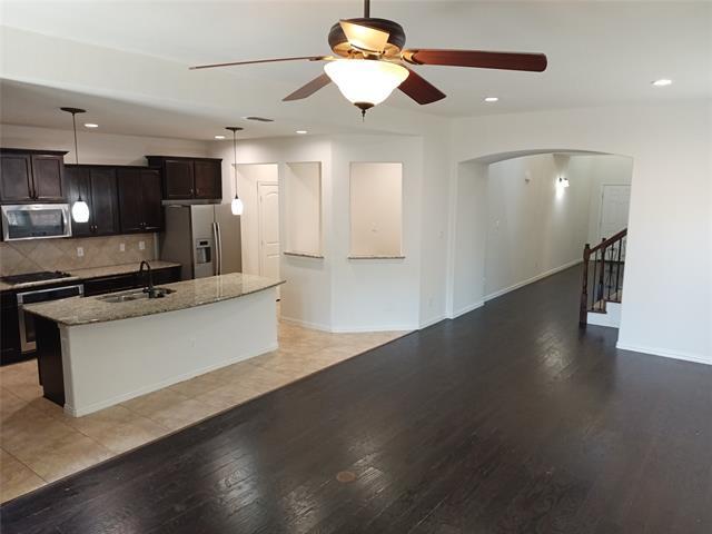 Building Photo - 1704 Freedom Dr