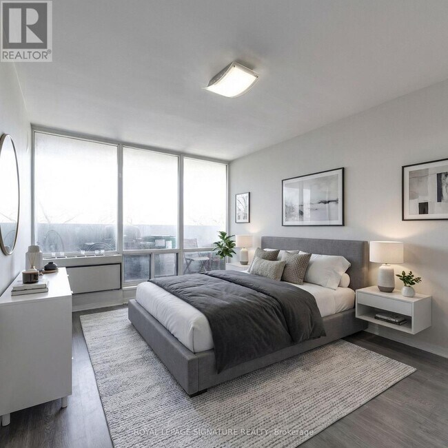 Building Photo - 3555 Bathurst St