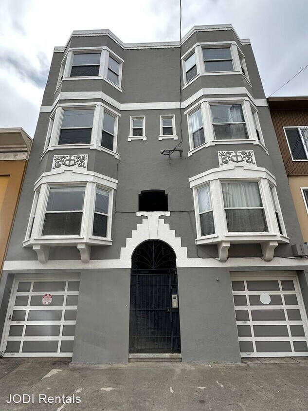 Primary Photo - 1 br, 1 bath House - 383A 21st Ave