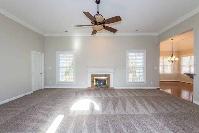 Building Photo - 9424 Arborview Ct