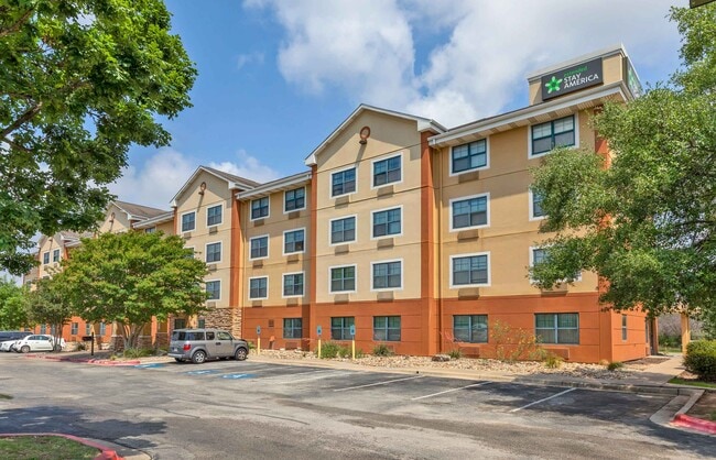 Building Photo - Furnished Studio-Austin - Southwest