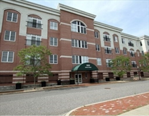 Foto del edificio - 500 Union St