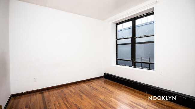 Building Photo - 503 Lafayette Ave