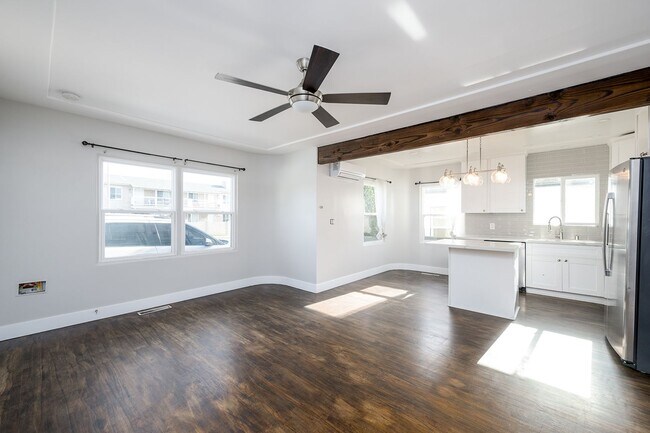 Foto del edificio - 3139 Nimitz Blvd, San Diego, CA 92106