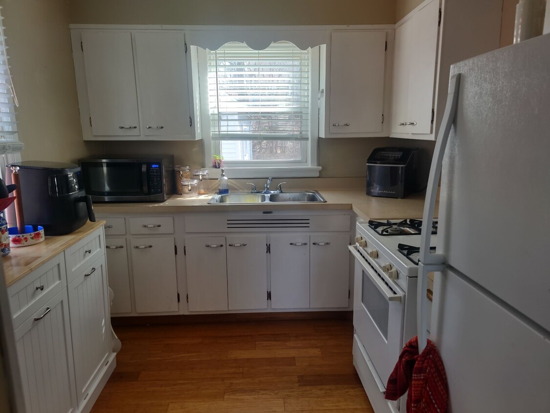 Kitchen - 1136 29th St