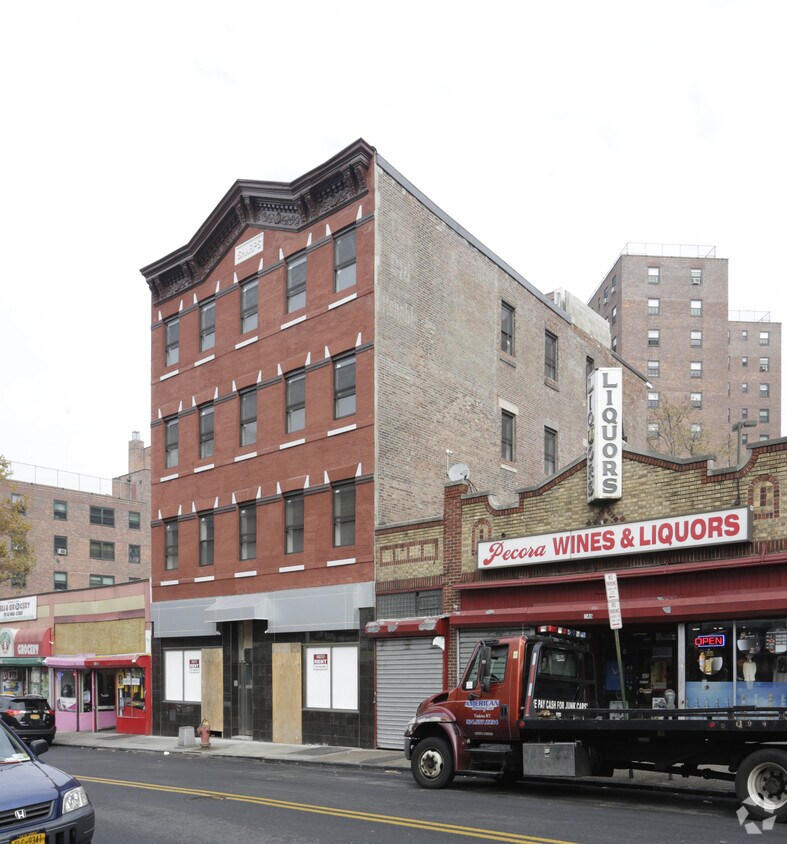 Building Photo - Sharps