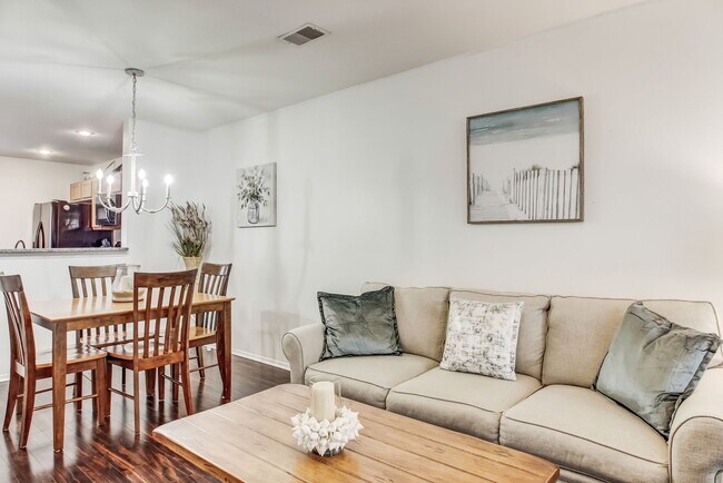 Foto del edificio - 34 Bushwood Dr