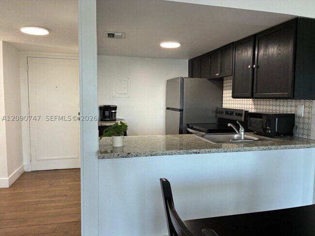 Foto del edificio - 16465 NE 22nd Ave