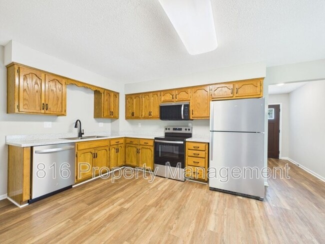 Foto del edificio - 6900 Orchard St