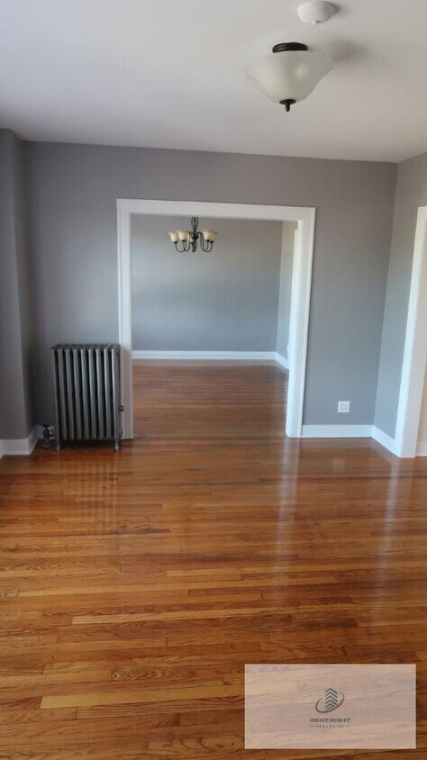 Foto principal - 3115 W Foster Ave