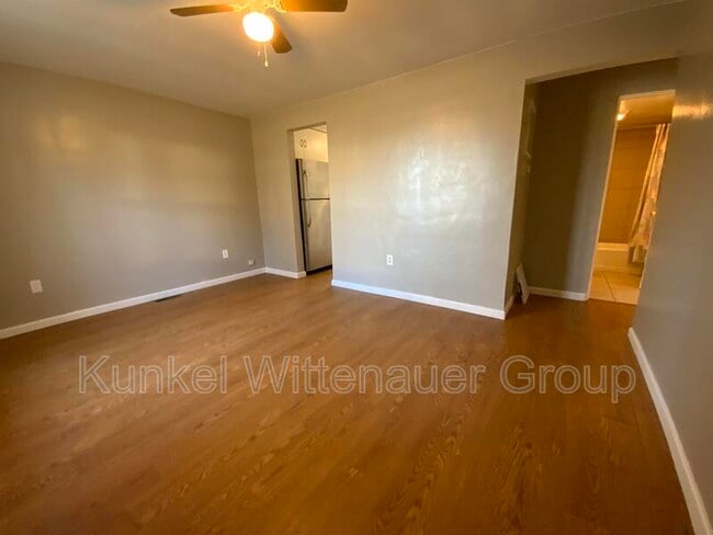 Building Photo - 21 Gundlach Pl