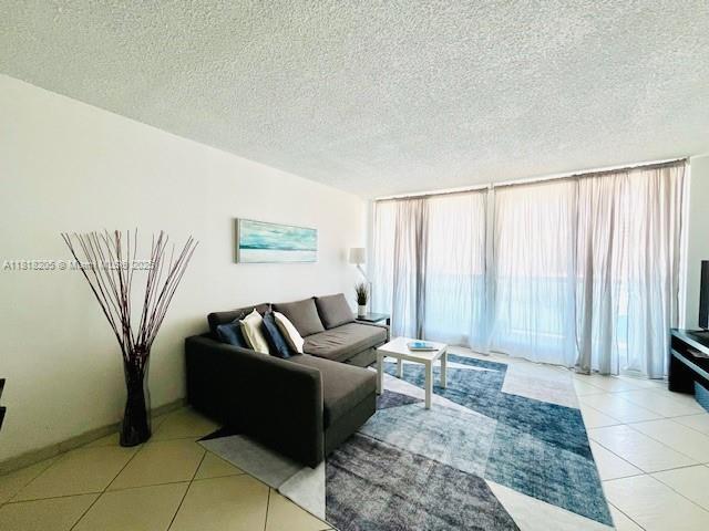 Foto del edificio - 6770 Indian Creek Dr