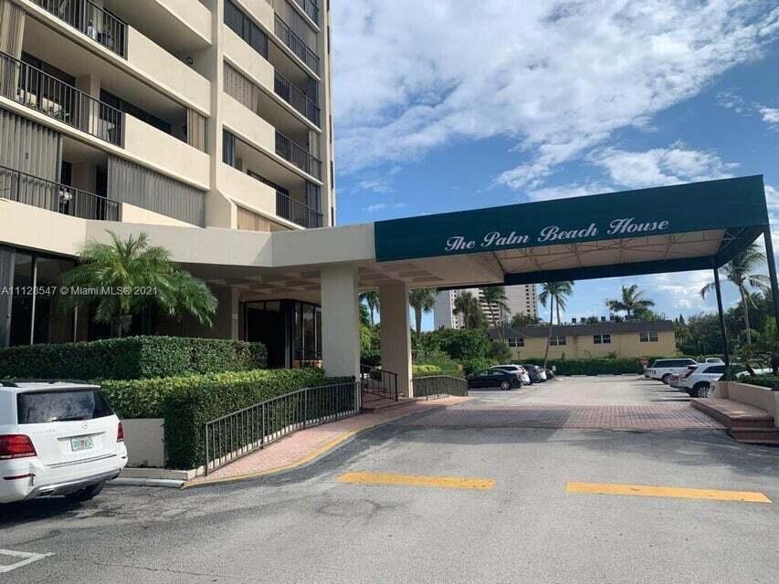 Primary Photo - 5600 N Flagler Dr
