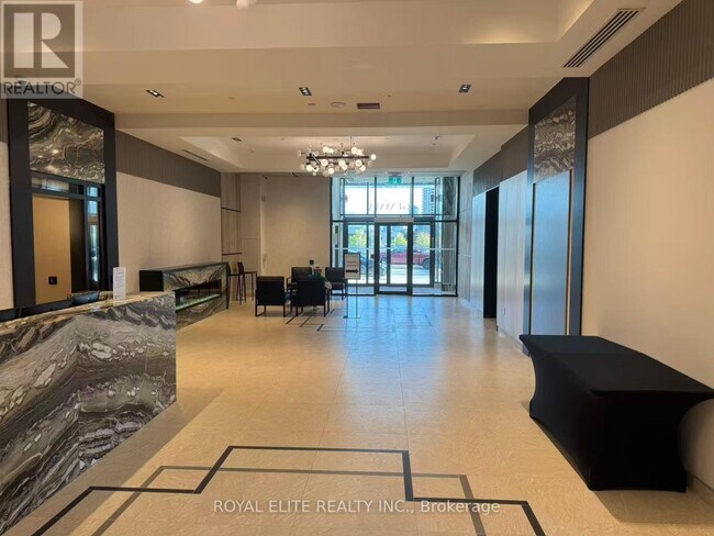 Building Photo - 15 Watergarden Dr