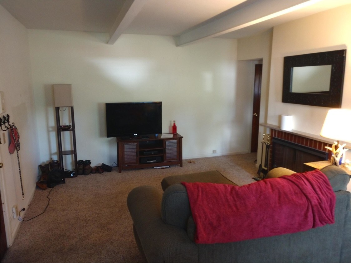 Foto del edificio - 4012 W Bancroft St