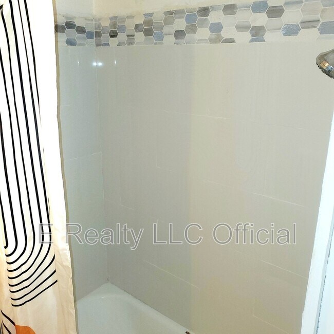 Foto del edificio - 5502 W Thompson St