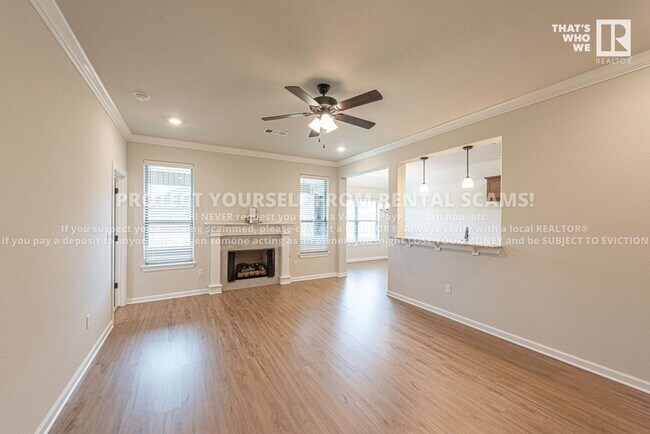 Building Photo - 481 Willow Dr
