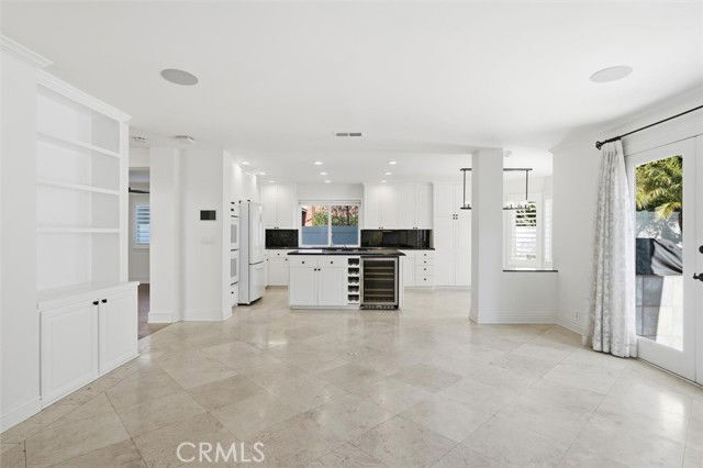 Building Photo - 1720 Elm Ave