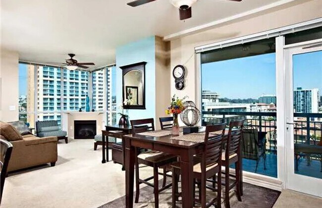 Foto del edificio - Gorgeous Condo with Amazing Views in La Vi...