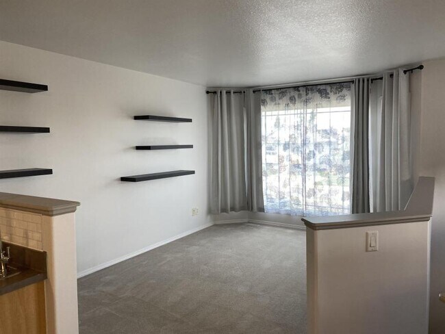 Photo du bâtiment - 3 bedroom in Grande Prairie AB T8W 2V1