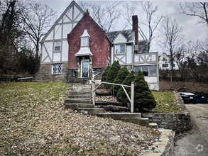 Building Photo - 787 Ludlow Ave