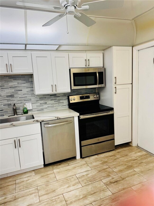 Building Photo - 2601 S Course Dr