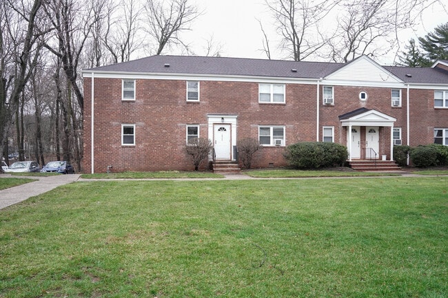 Building Photo - 182 Central Ave