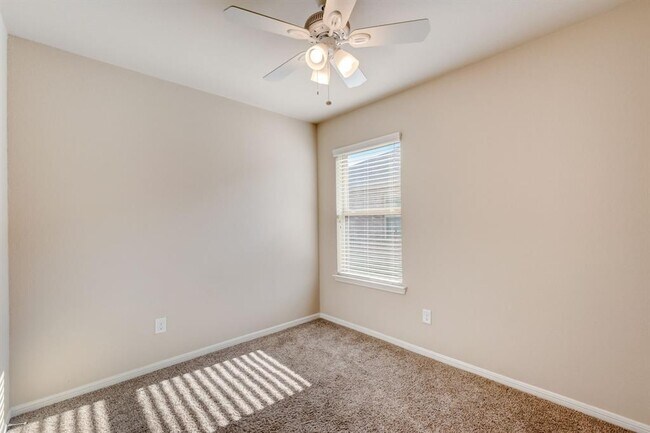 Building Photo - 29139 Jacobs River Dr
