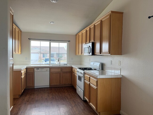 Foto del edificio - Home Available in Victorville!